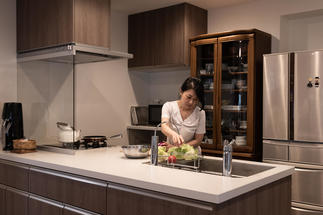 セラミックトップで使いやすいキッチンはLIXILリシェルSI