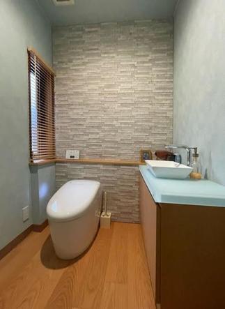 さわやかな森のイメージに一新。エコカラットでアクセントをプラス。湿気や臭いも軽減します。