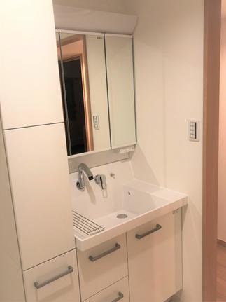 LIXILピアラW750＋トールキャビネットW250