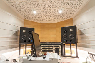 防音完備のスタジオ空間