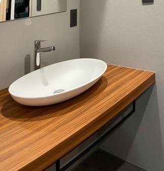 スタイリッシュなカウンター