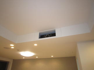 プロジェクター