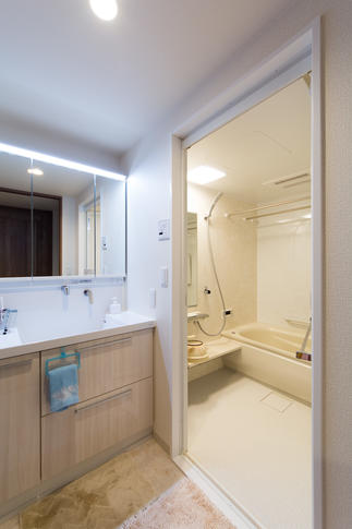 リフォーム後の洗面化粧台