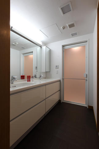 リフォーム後の洗面化粧台