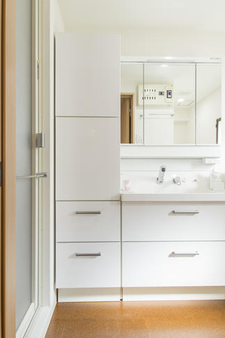 リフォーム後の洗面化粧台