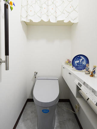 LIXIL サティスSタイプリトイレ　にお取替え