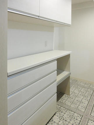 リフォーム後のキッチン背面収納