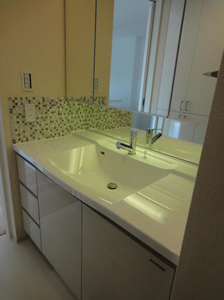 リフォーム後の洗面化粧台