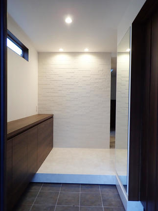 リフォーム後の玄関ホール