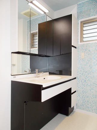 リフォーム後の洗面化粧室