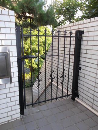 リフォーム後の門扉