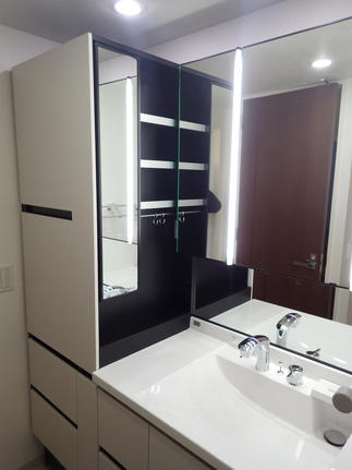 リフォーム後の洗面化粧台