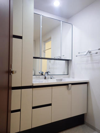 リフォーム後の洗面化粧台