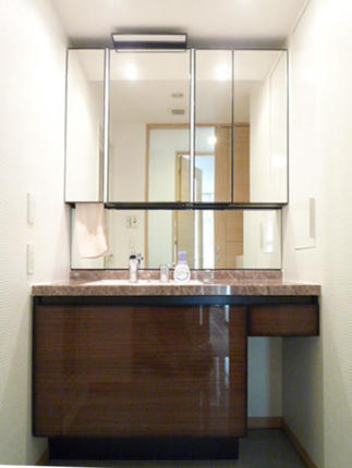 リフォーム後の洗面化粧台