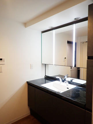 リフォーム後の洗面化粧台