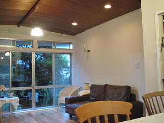 船底天井を残したリビング