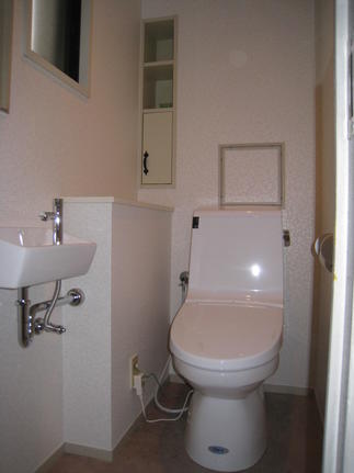 LIXILマンションリフォーム用アメージュシャワートイレ