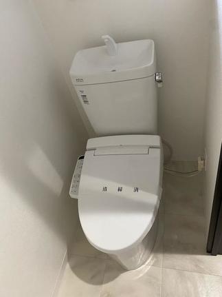 アメージュZ  　フチレストイレ