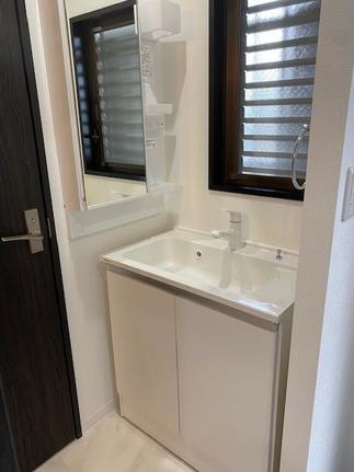 洗面化粧台新設