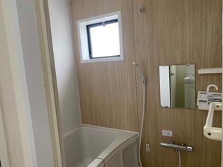 換気扇を新たに設置し、防犯効果もUP!