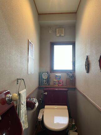 2Fトイレ　before