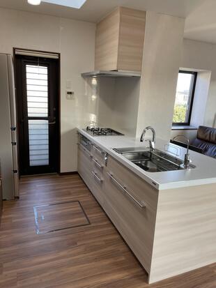 キッチンリフォーム工事　LIXIL　リシェル24　