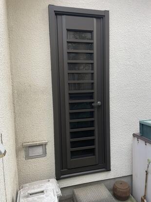 勝手口ドア　リシェント断熱仕様に交換