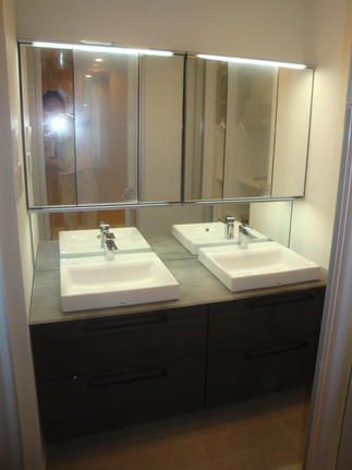 洗面化粧台　取替え