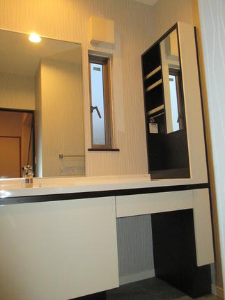 ホワイト＆ブラック