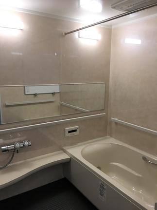 広い浴室でもお手入れ簡単