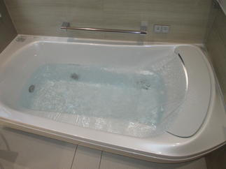 ～毎日の疲れをご自宅で癒すバスルーム～