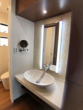 オーダーメードの洗面台