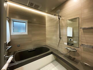 LIXILスパージュ　間接照明がラグジュアリー感を演出