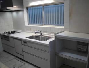 藤沢市  K様邸　壁のタイルを再利用したキッチン。きっかけは小さなことでした。　