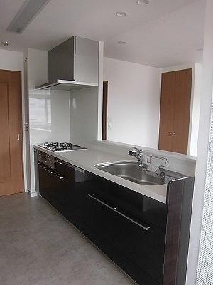 LIXIL　システムキッチン　アレスタ