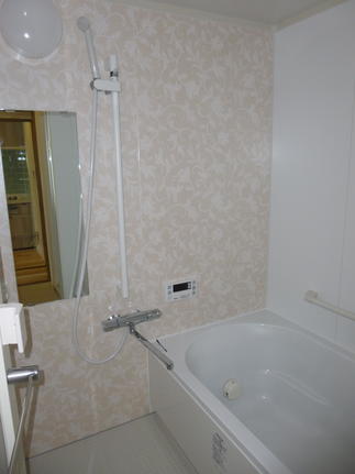 「ＬＩＸＩＬ　システムバスルーム　リノビオＶ」