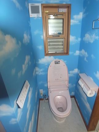 LIXIL　タンクレス便器　サティスＳタイプ