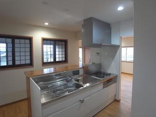 2階キッチン　LIXILアレスタ