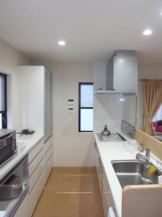 壁付けから対面キッチンへ