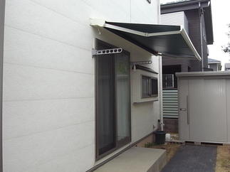 日よけオーニング