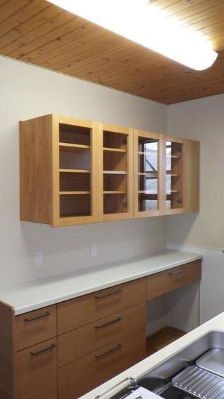 奥様こだわりの食器棚