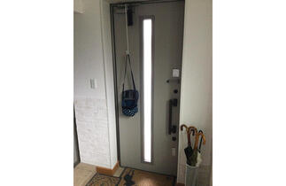 【BEFORE】玄関ドア（内側）