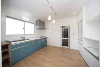 収納たっぷりのキッチン