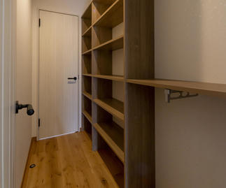 リビングポケット