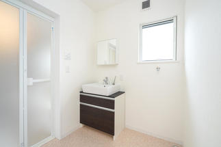 機能性と快適さをそなえた洗面台