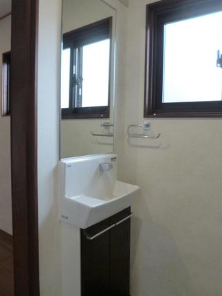 自動水栓で清潔・節水に