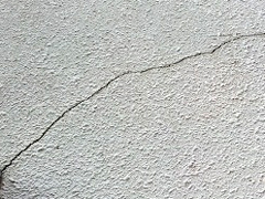 crack001.jpg