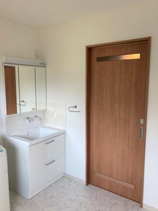 洗面脱衣場After