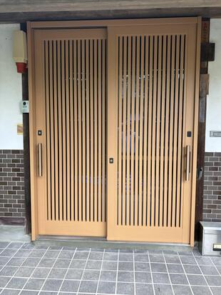 安曇野市Ｔ様邸　玄関の出入りが快適に！　玄関引戸リフォーム　ＬＩＸＩＬリシェント　