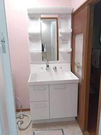 合わせて洗面脱衣所もリフォーム